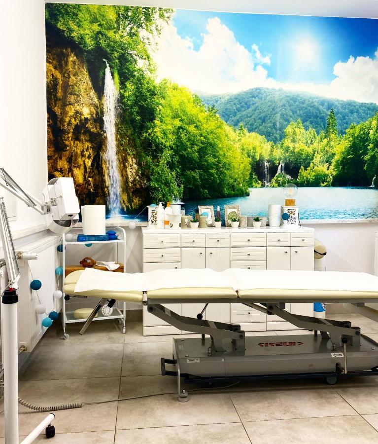 Amelia Zdroj Medical & Spa Iwonicz-Zdrój 外观 照片