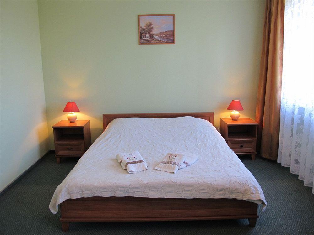 Amelia Zdroj Medical & Spa Iwonicz-Zdrój 外观 照片